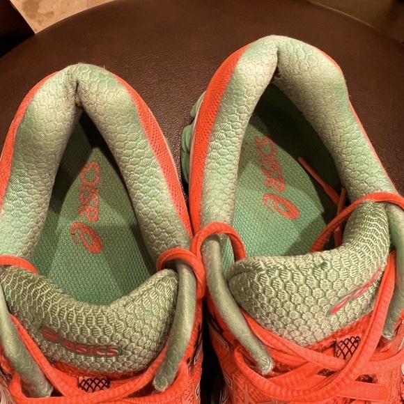 ASICS Gel Nimbus Ladies running Sneaker - Picture 3 of 10